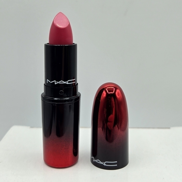 MAC You're So Vain 419 Love Me Lipstick - Picture 4 of 16